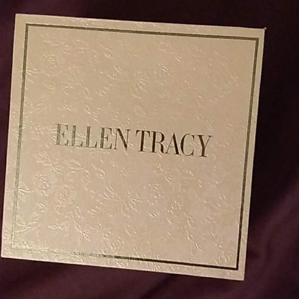 NIB Ellen Tracy Black Watch